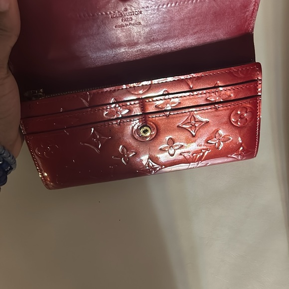 Red Louis Vuttoin - Picture 4 of 4